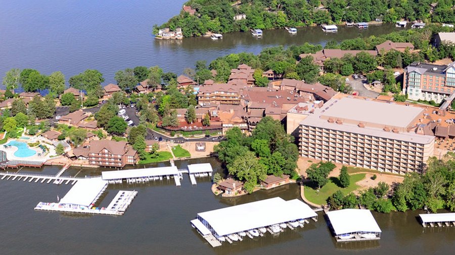 At the Lake of the Ozarks, they've put up a Margaritaville where Tan-Tar-A  used to be