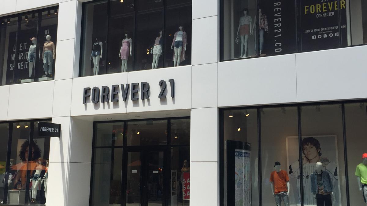 Forever 21'S Downtown Crossing Store Set To Reopen This Weekend - Boston  Business Journal