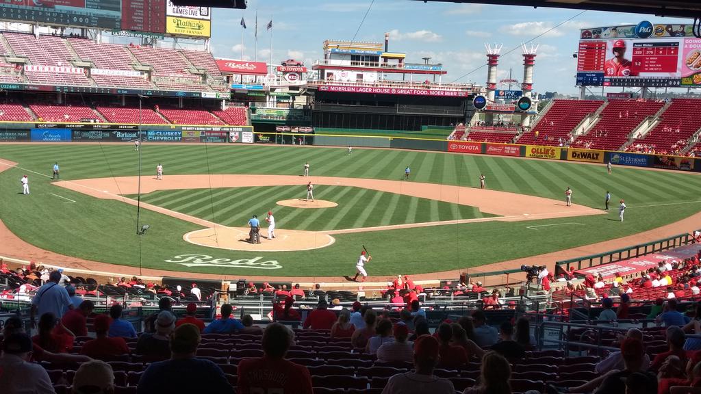 MLB - Your 1st place Cincinnati Reds. 😁