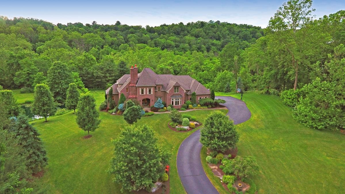Photos Look inside this 7acre McMurray estate that's going up for