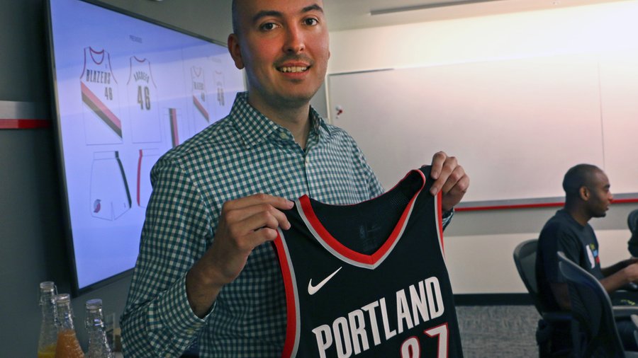 nba players wearing nike blazers