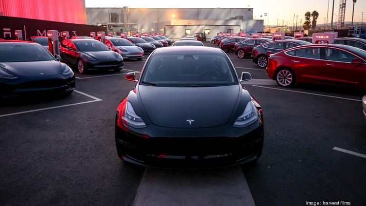 Auto Expert Sandy Munro Tears Down Tesla Model 3 Criticizes Build Tesla Began Delivery Model 3 Cars Made At Its Fremont Factory To Customers Last