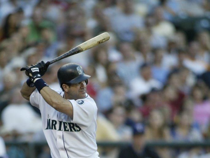 Seattle Mariners pull out all the stops as Edgar Martinez's jersey