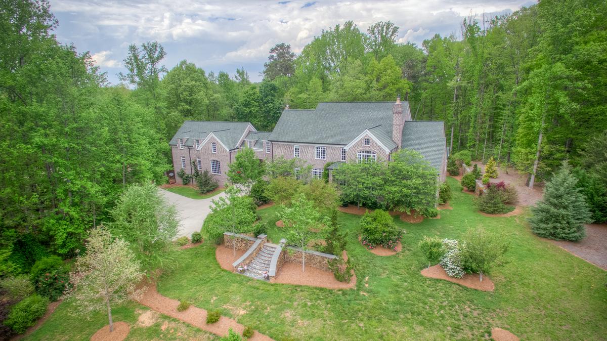 French provincial estate in Kernersville that's going on the auction