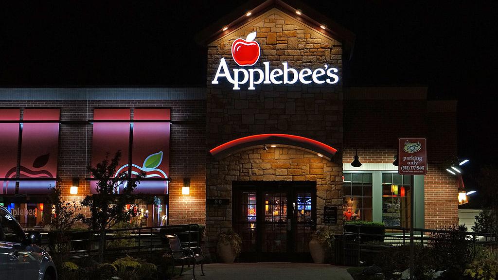 Applebee’s pairs with DoorDash for Monday football offering L.A