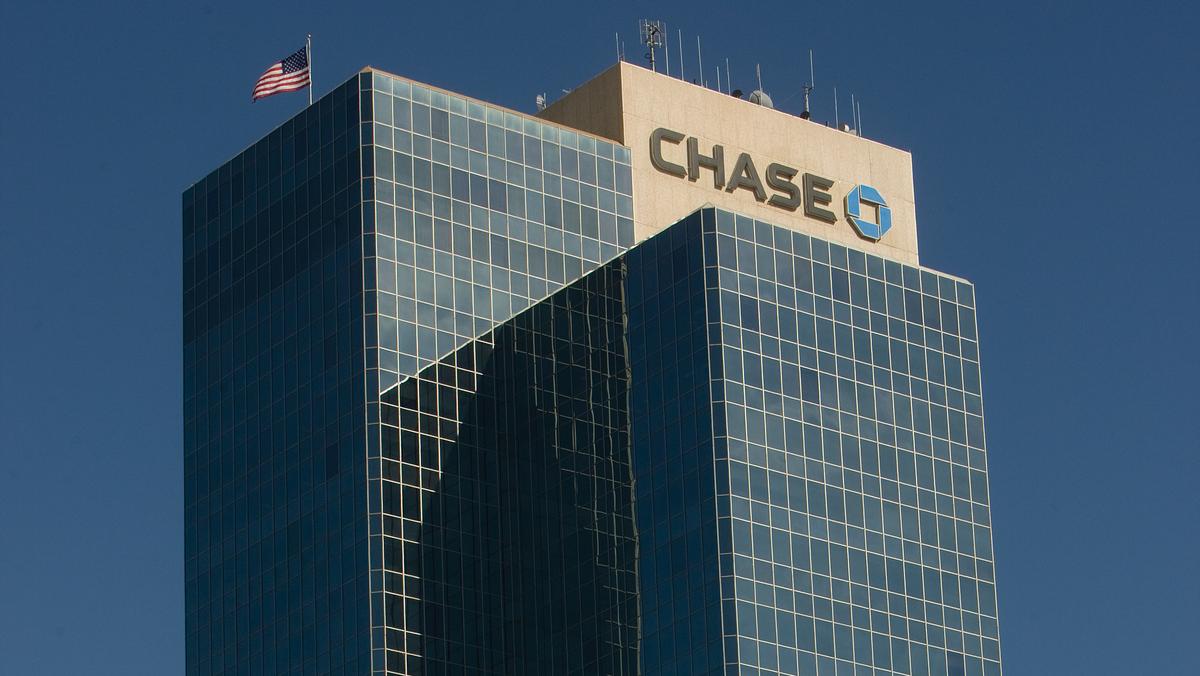 jpmorgan-chase-moving-most-workers-out-of-phoenix-to-tempe-phoenix