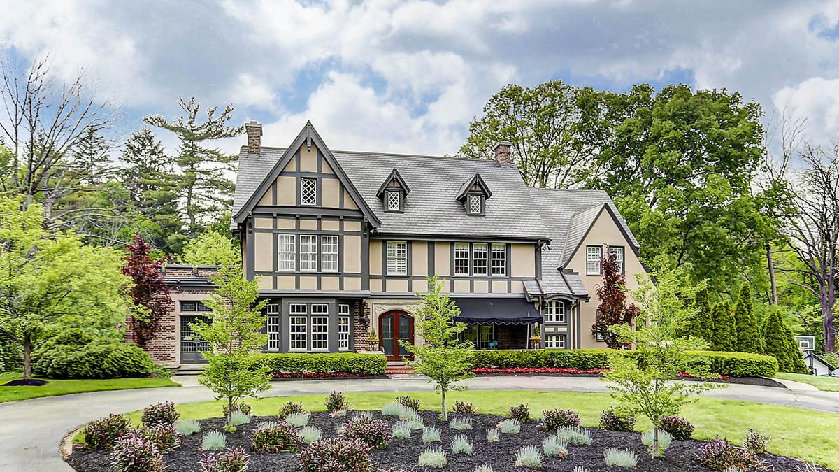 Historic Oakwood estate at 2735 Ridgeway Road on the market for