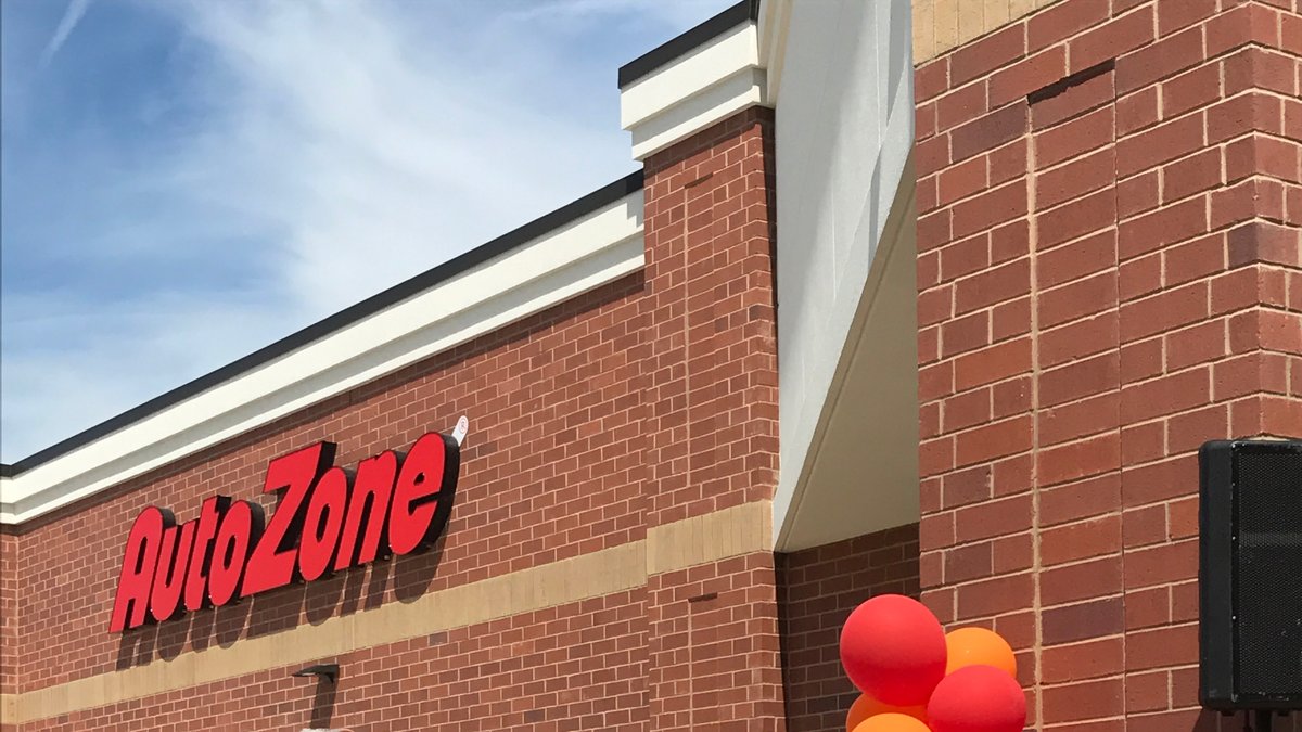 Memphisbased AutoZone Inc. opened its 6,000 store. Memphis Business