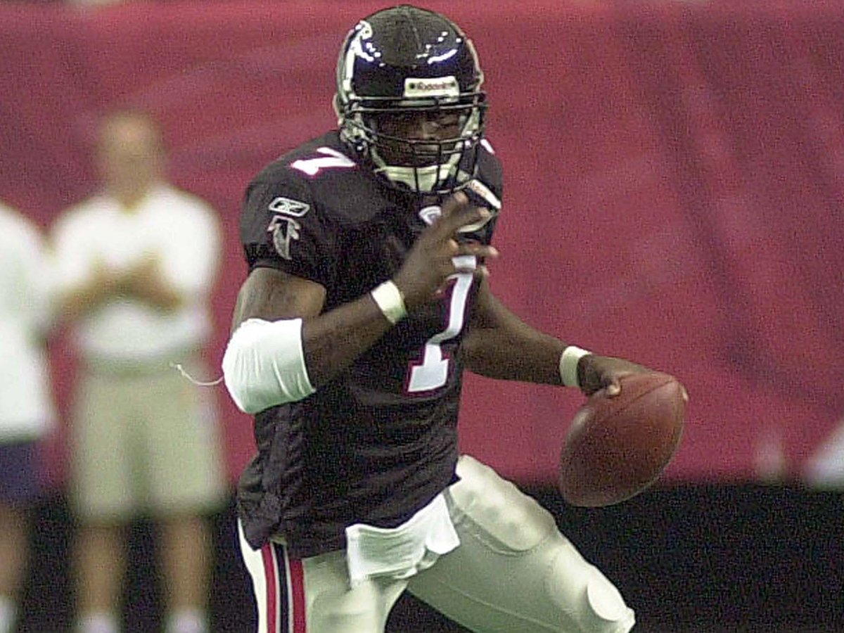 Falcons to Honor Michael Vick, Roddy White with Retirement