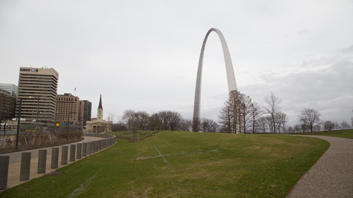 Long-delayed Arch grounds project won’t detail all its spending - St. Louis Business Journal