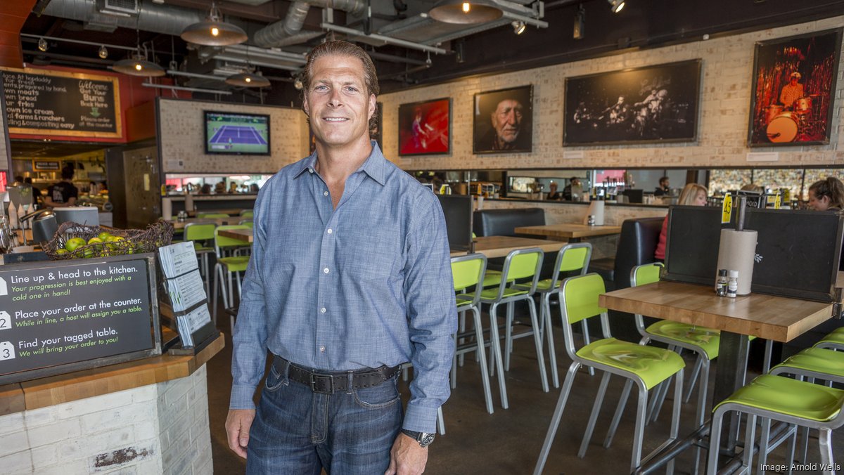 Former Hopdoddy Burger Bar CEO to lead True Food Kitchen