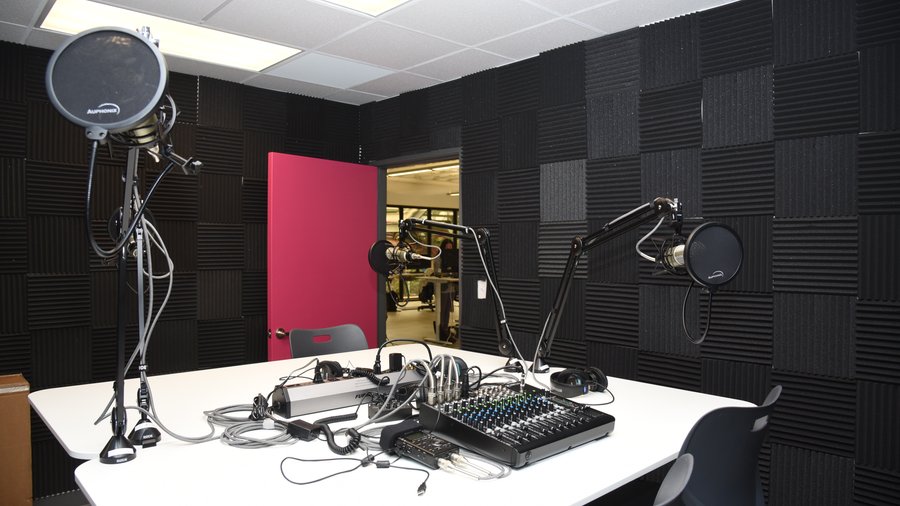 entrepreneurs benefit from collaborative spaces Atlanta