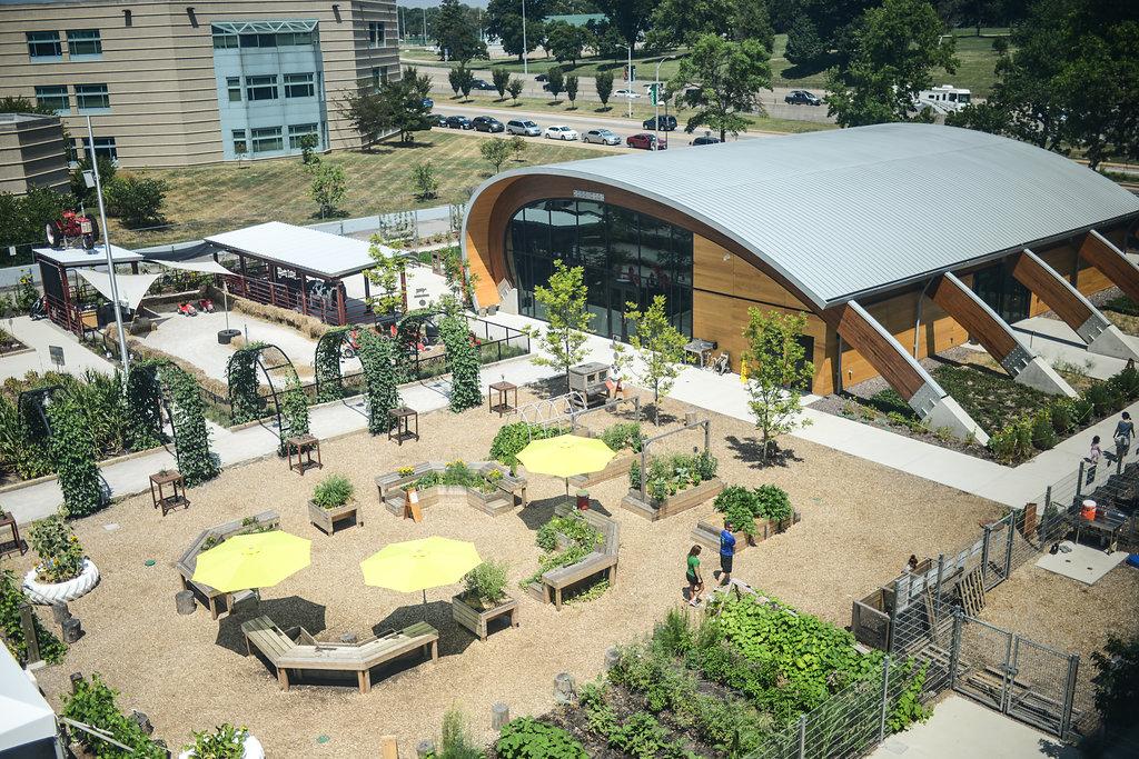 Greenhouse Update: Large Scale Hydroponics - Saint Louis Science Center