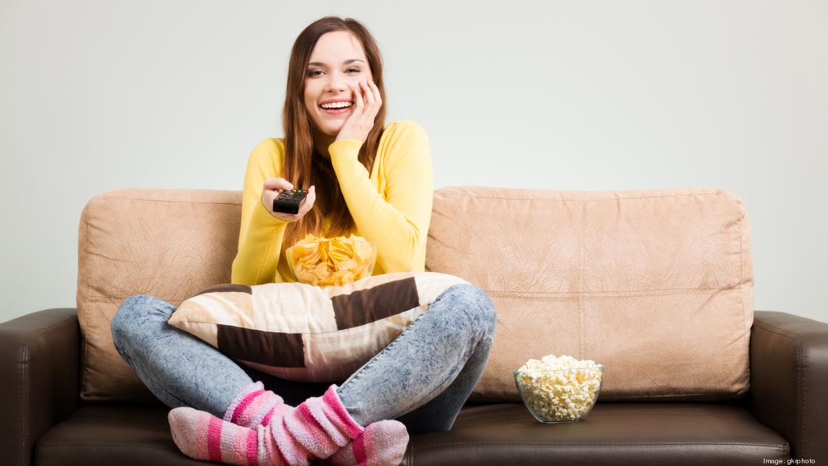 Why Binge Watching Is A Serious Risk To Your Health-hkpdtq2012.edu.vn
