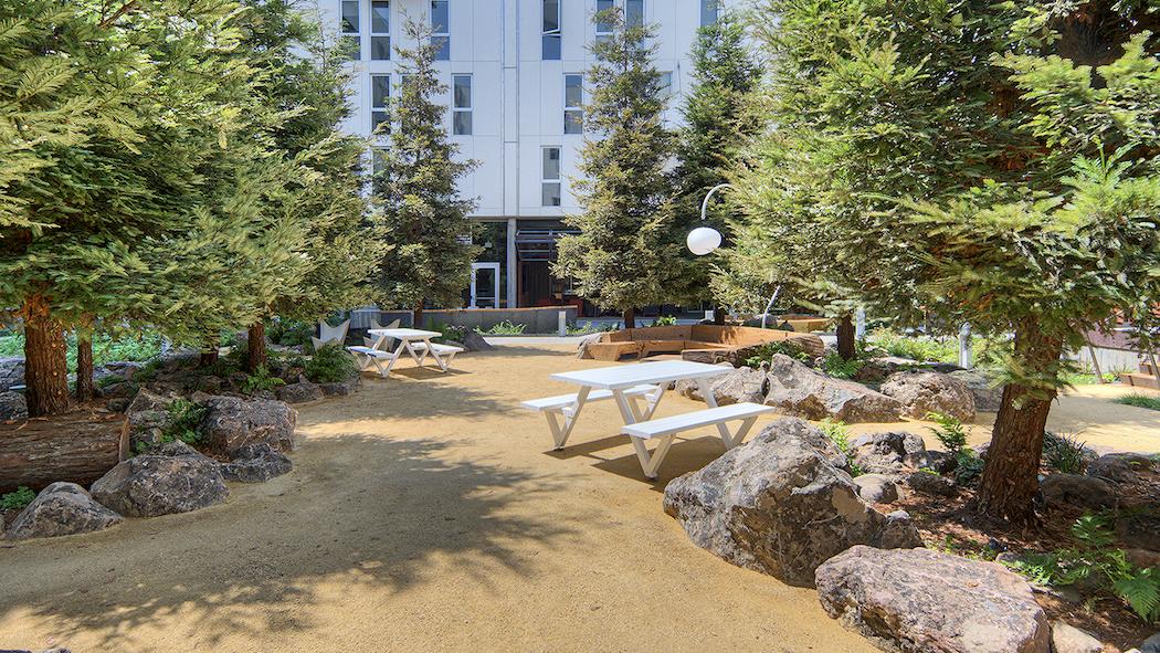 Renters gobble up Equity Residential (NYSE EQR) apartments near Airbnb