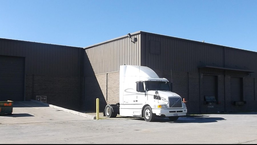 Metropolitan Warehouse & Delivery buys Archdale warehouse for 3.8