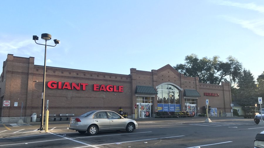 Giant Eagle to close in Schumacher Place, Pizzuti redevelopment moving