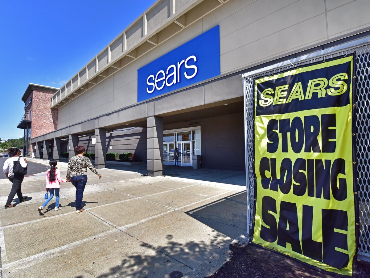 The last Sears department store in Dallas-Fort Worth is closing