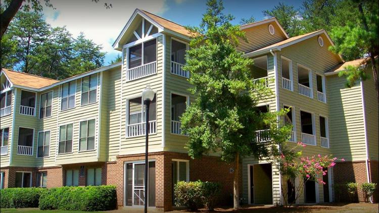 Living Well Homes buys Hunts View Apartments; Richelson purchases Market  Station apartments - Triad Business Journal
