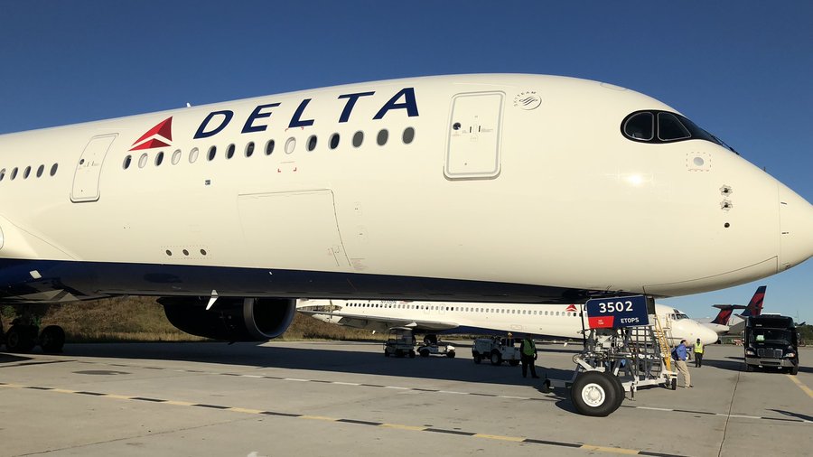 Delta Air Lines says to United and American: We have A-350, YOU