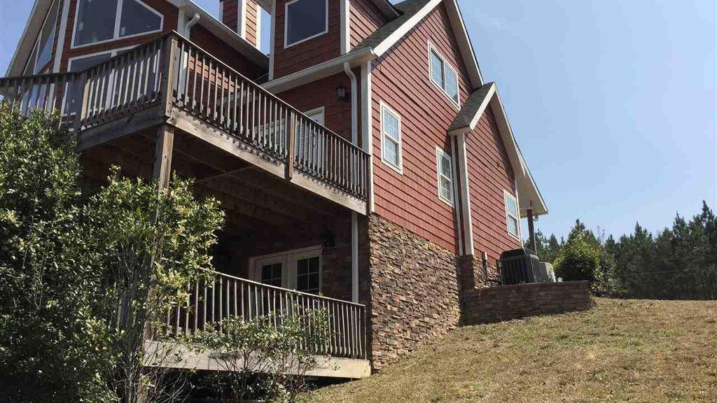 Luxury home, condo among Smith Lake properties set for auction