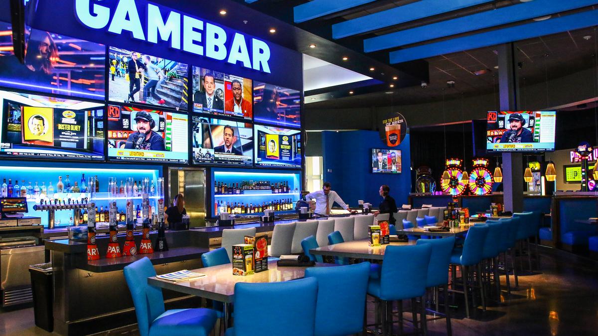 Dave & Buster's - Jacksonville Restaurant - Jacksonville, FL