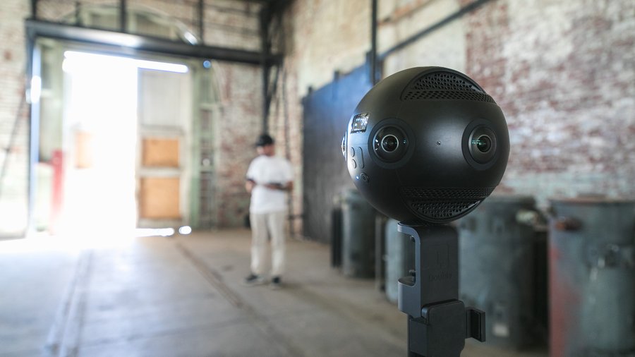 How virtual reality goggles landed in Sacramento's Amazon HQ2 pitch