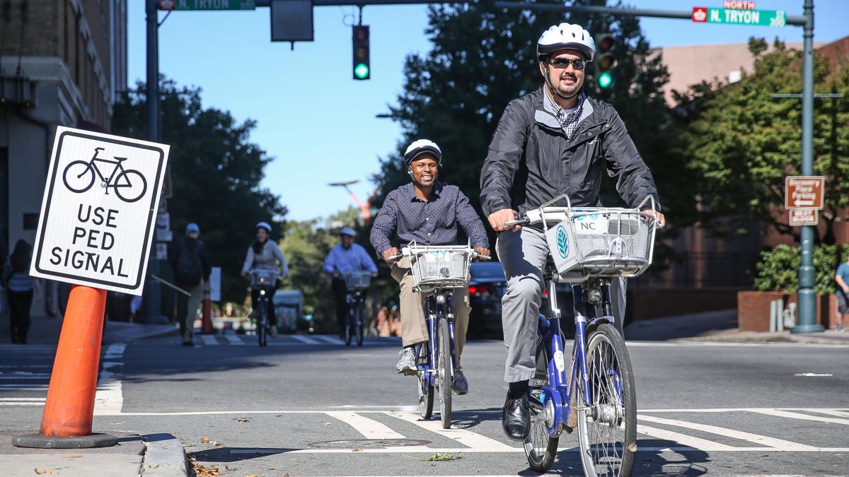City of Charlotte testing out protected bike lanes in uptown this week ...