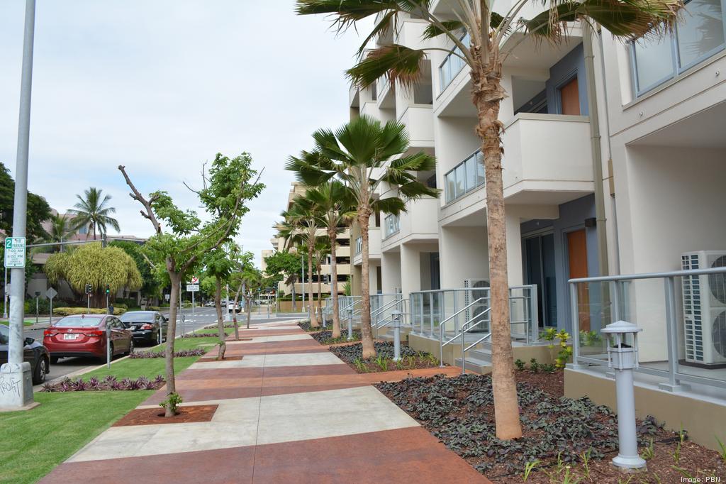 Stanford Carr's Keauhou Place mixed-use condominium opens in