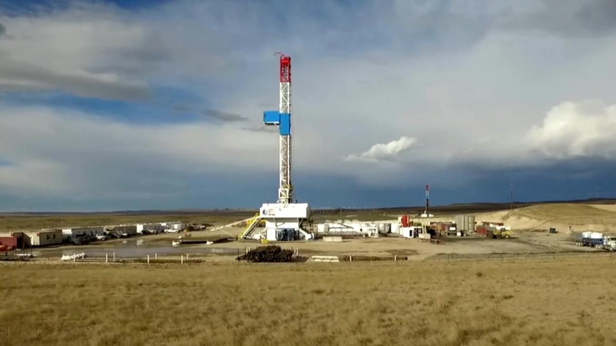 Whiting Petroleum deals sell Colorado oil holdings, focus company on Williston Basin - Denver Business Journal