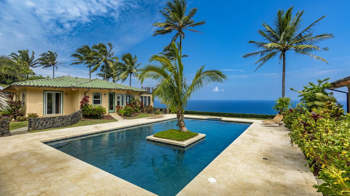 Former Van Halen Frontman Sammy Hagar S Maui Estate Listed On The Market For 3 3m Minneapolis St Paul Business Journal