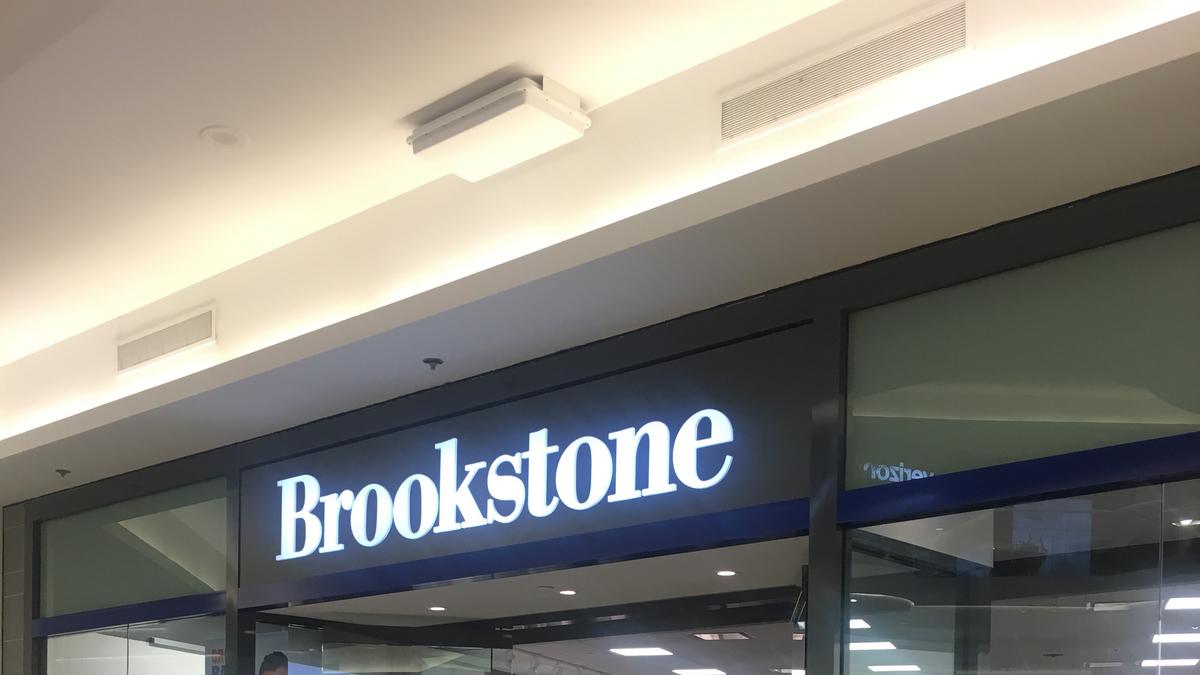 Brookstone files for bankruptcy South Florida mall locations to