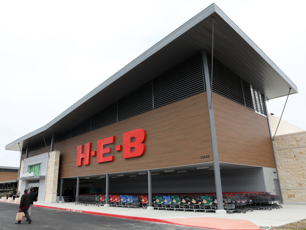 H-E-B opens new store in Cibolo