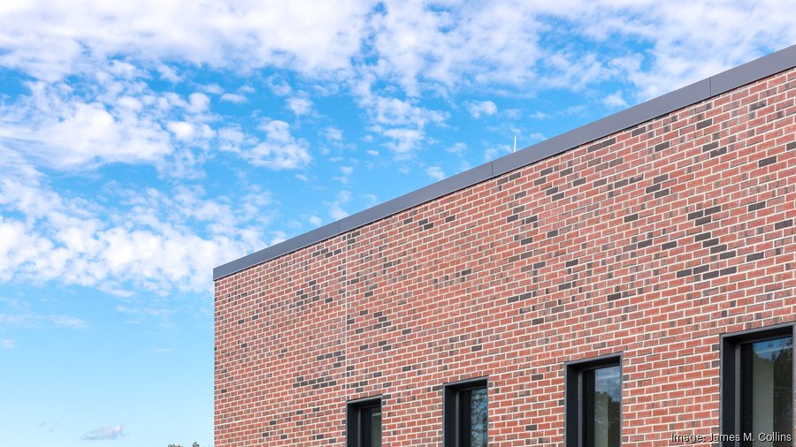 Lasell College unveils 24M science and technology center Boston