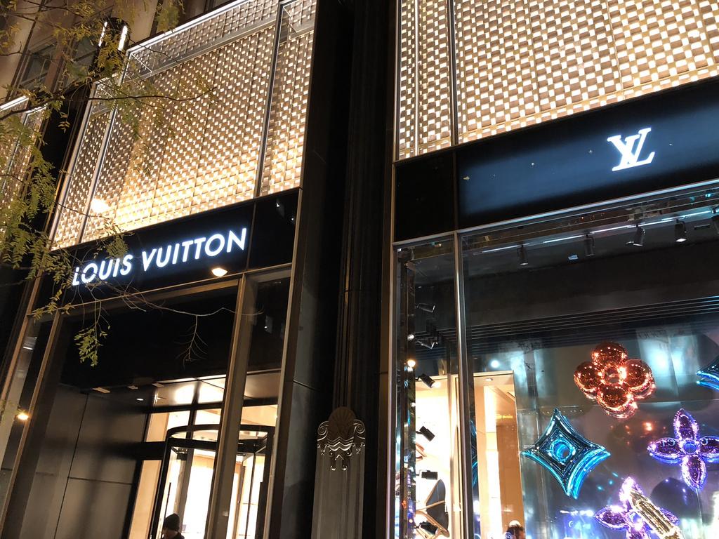 Louis Vuitton redoes Chicago store — setting stage for battle with
