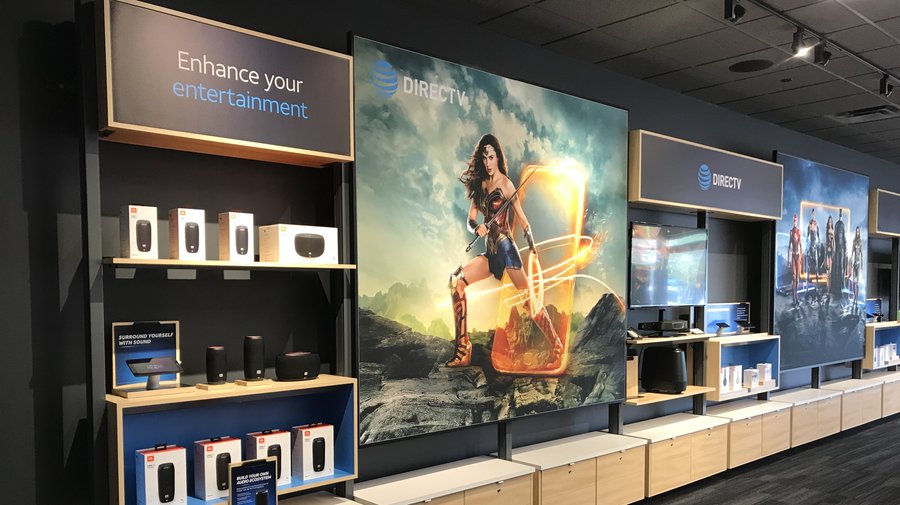 AT&T shows off entertainment options in redesigned Phoenixarea stores