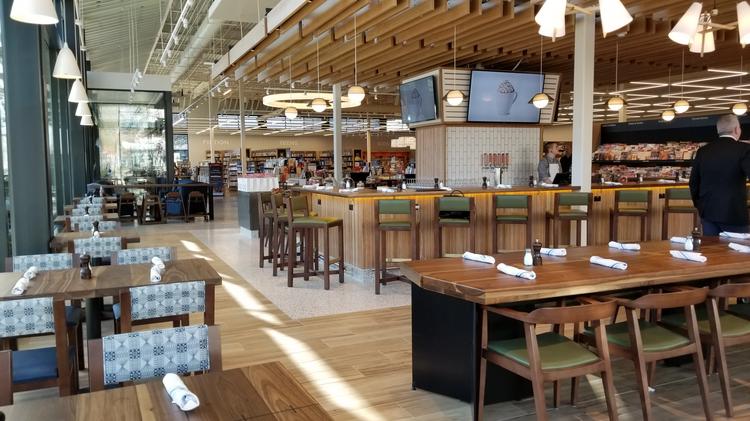 Barnes Noble Pilots Fast Casual Restaurant Model In New Ashburn