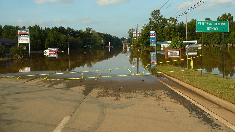 Engineering firm to study flooding risks at Sweetwater Creek - Atlanta ...