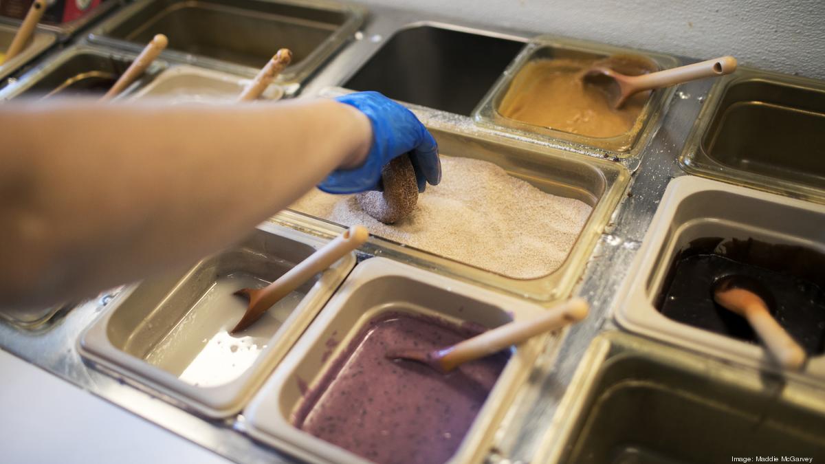 Duck Donuts opening its first Minnesota location in Woodbury