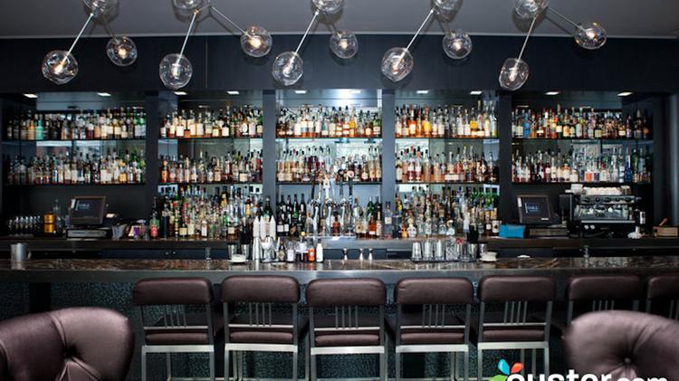 Chicago S 5 Coziest Hotel Bars Chicago Business Journal