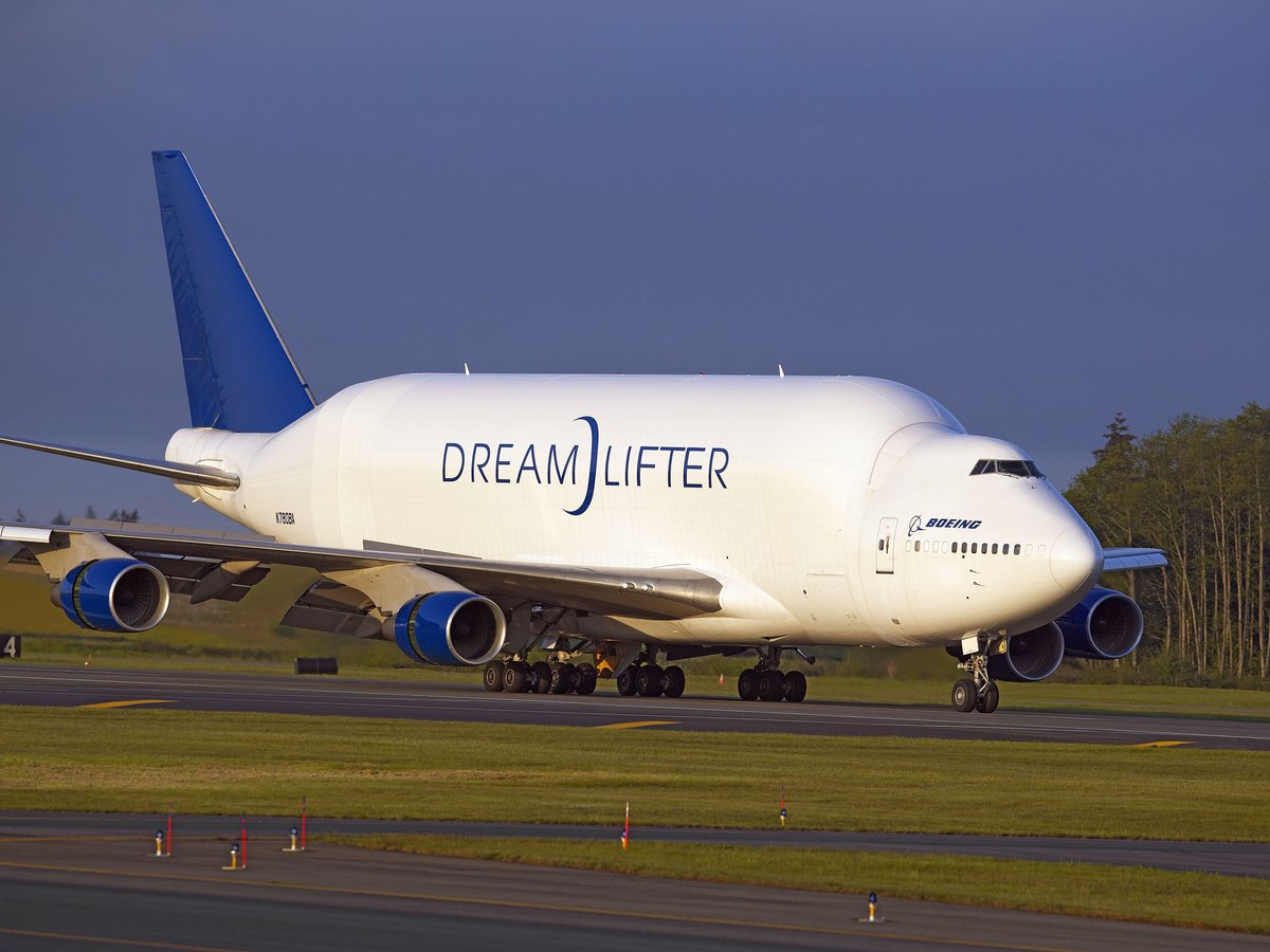 Boeing plans upgrades for its massive 747 Dreamlifters - Puget 