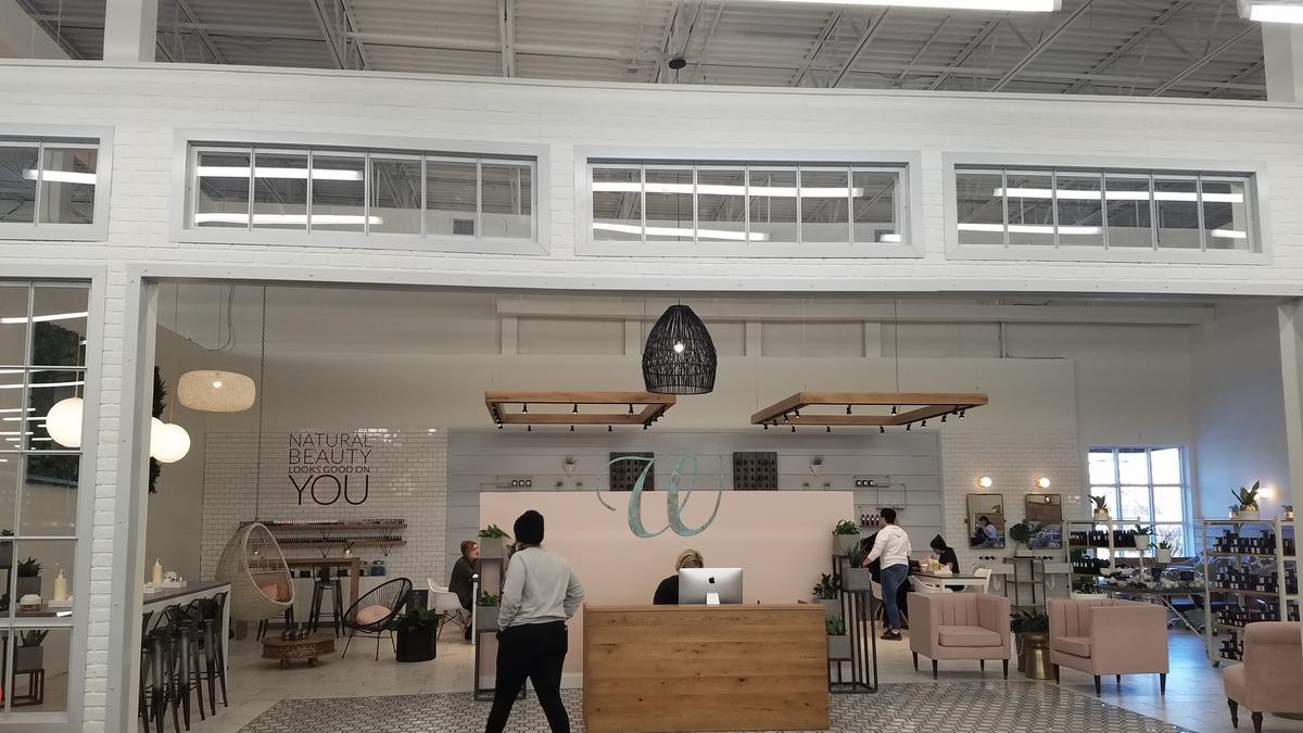 DSW expanding W Nail Bar to Dublin 