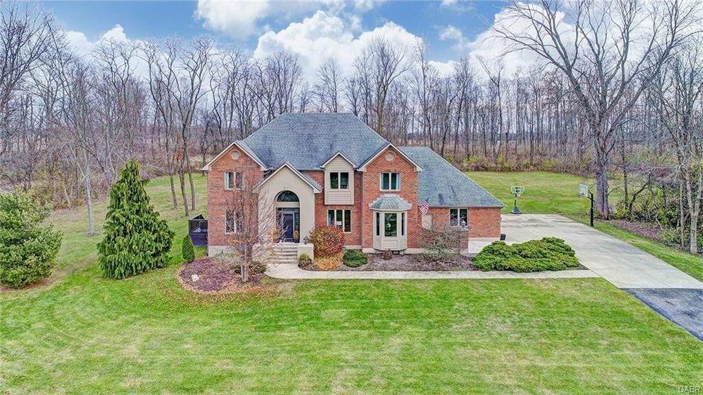 Luxury Washington Township home on the market for 625,000 Dayton