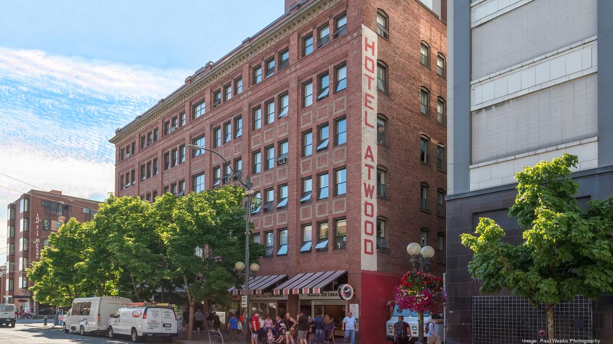 Vintage Atwood apartment building by Pike Place sells in a 'onceina