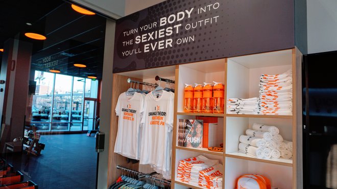 Orangetheory sales nike campus