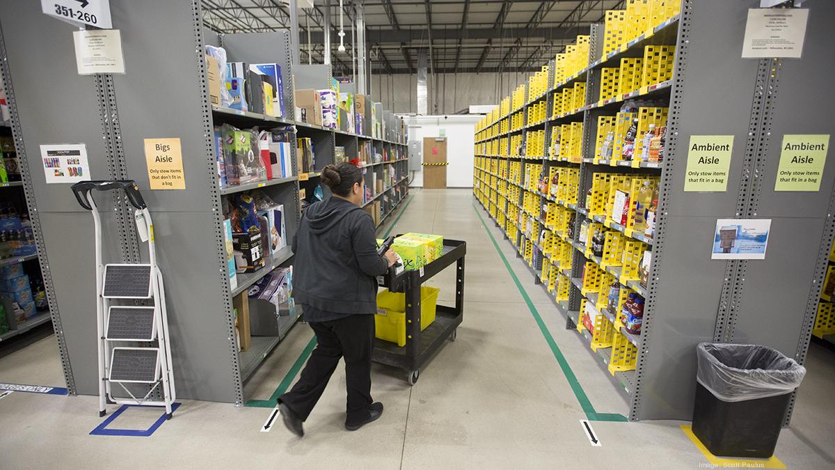 See how Amazon’s Prime Now hub in Milwaukee delivers