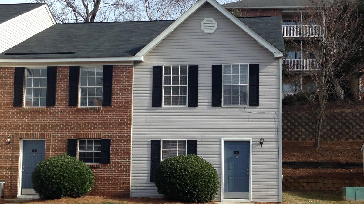 Featherstone Partners buys 3 Greensboro apartment communities Triad
