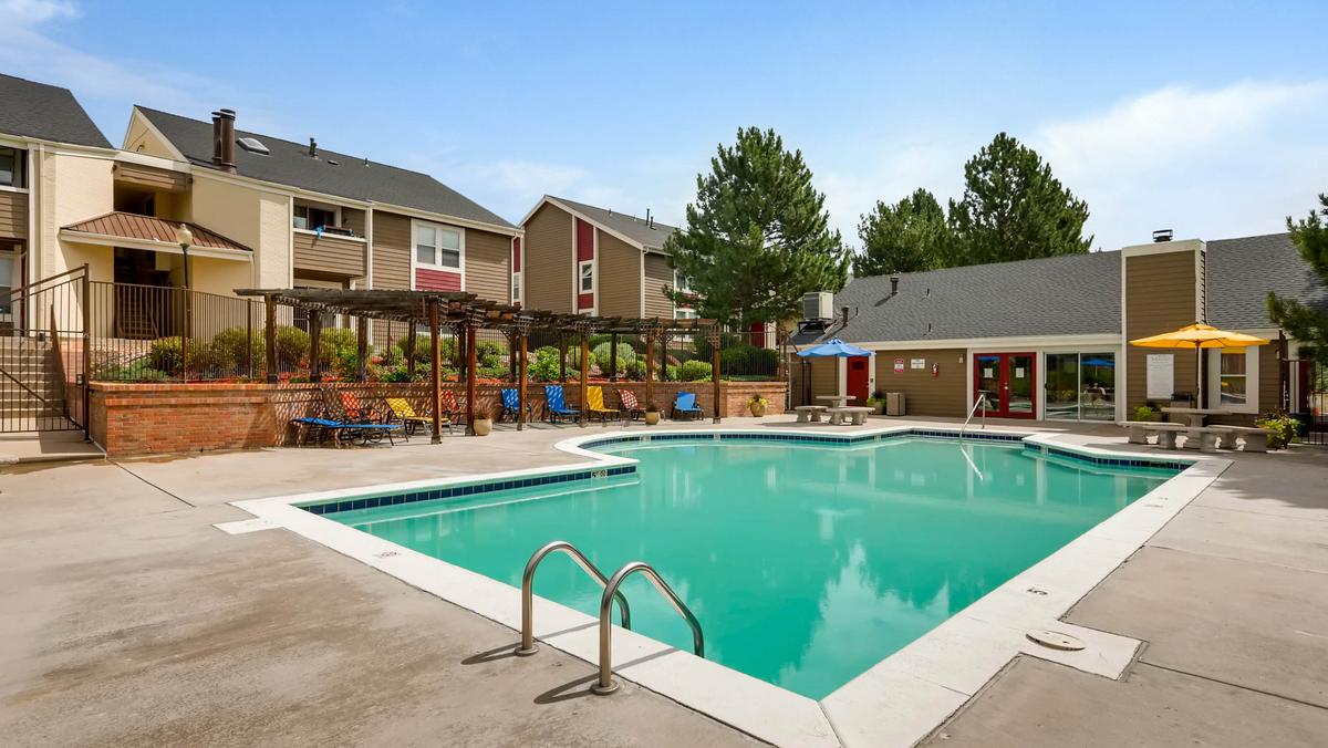 TruAmerica, Blackstone acquire Thornton apartment complex Denver