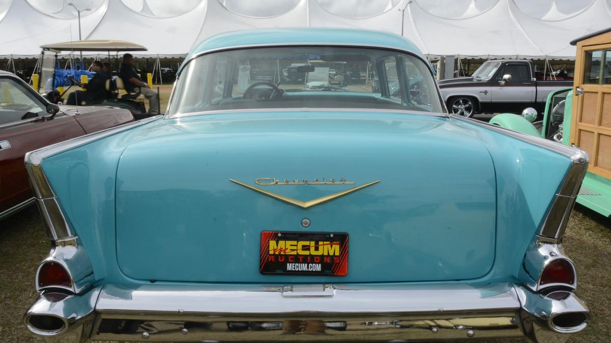Mecum Auto Auction Kissimmee Celebrates The Auto Industry S Past At