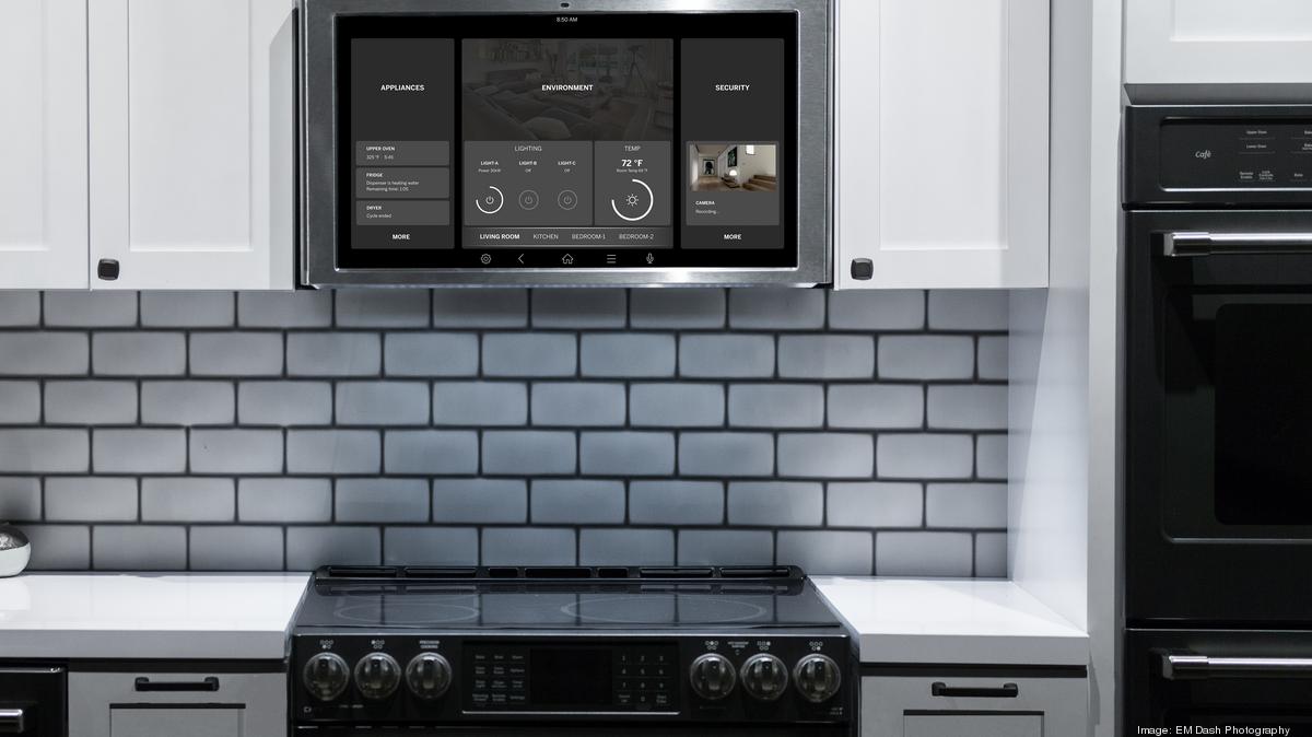 Ge Appliances At Ces A 27 Inch Smart Screen Above Your Stove Louisville Business First
